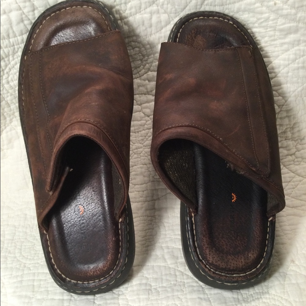 EARTH SHOE SANDALS SIZE 10